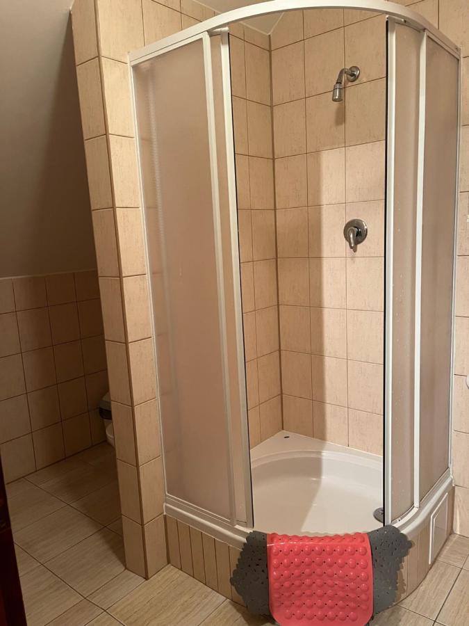 Penzion Serafin Ruzomberok Ngoại thất bức ảnh